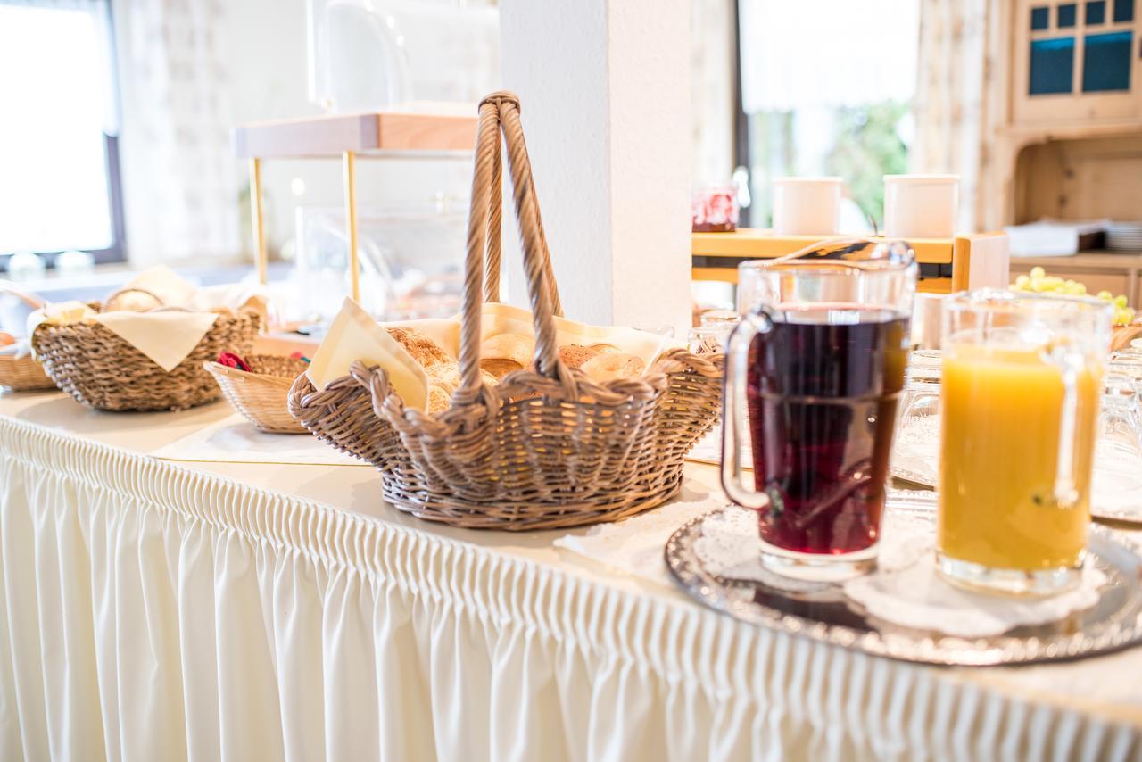Hotel Schweizerhof Böbingen an der Rems エクステリア 写真